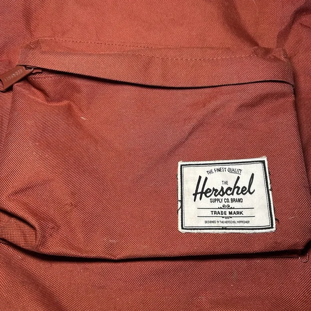 Herschel Classic XL backpack in the color Port